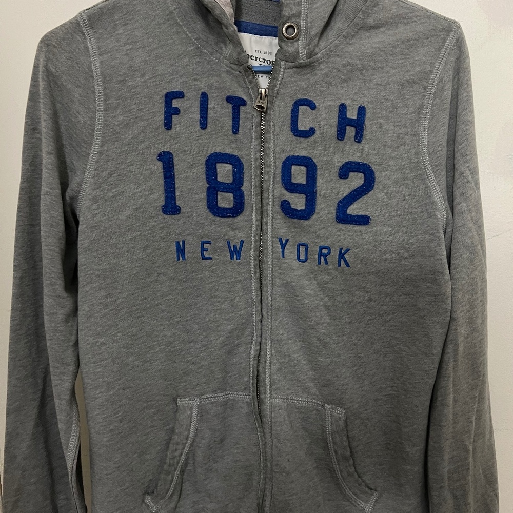 Sweatshirt & Hoodies